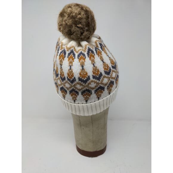 Muk Luks Beanie Winter Hat Pom Pom White Brown Acrylic Wool Blend - Picture 7 of 10
